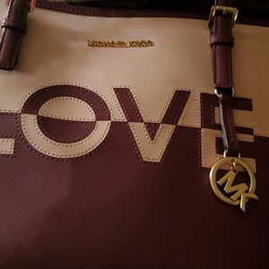Michael kors purse